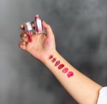 لیپ گلاس پوکه نقره ای - تصویر 2